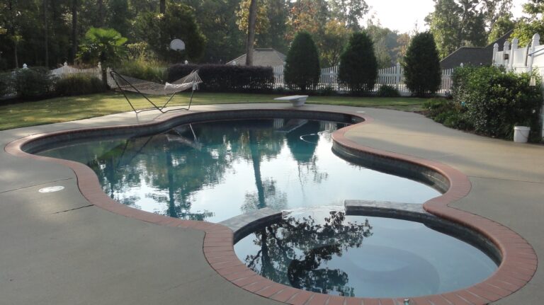 Swimming pool in Mississippi Photo was taken by Gary Smith - Professional Home Inspector and Home Builder.